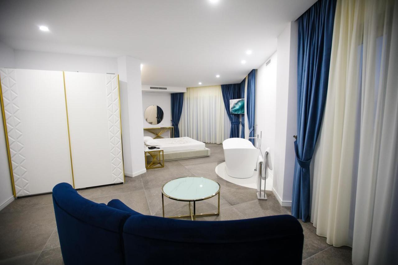 Blue Boutique Hotel Dhërmi Eksteriør bilde