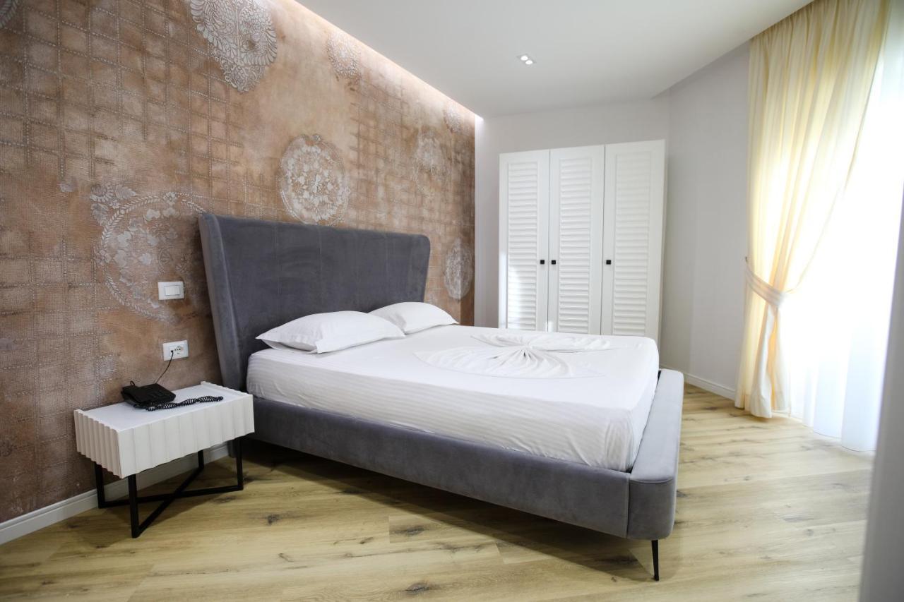 Blue Boutique Hotel Dhërmi Eksteriør bilde