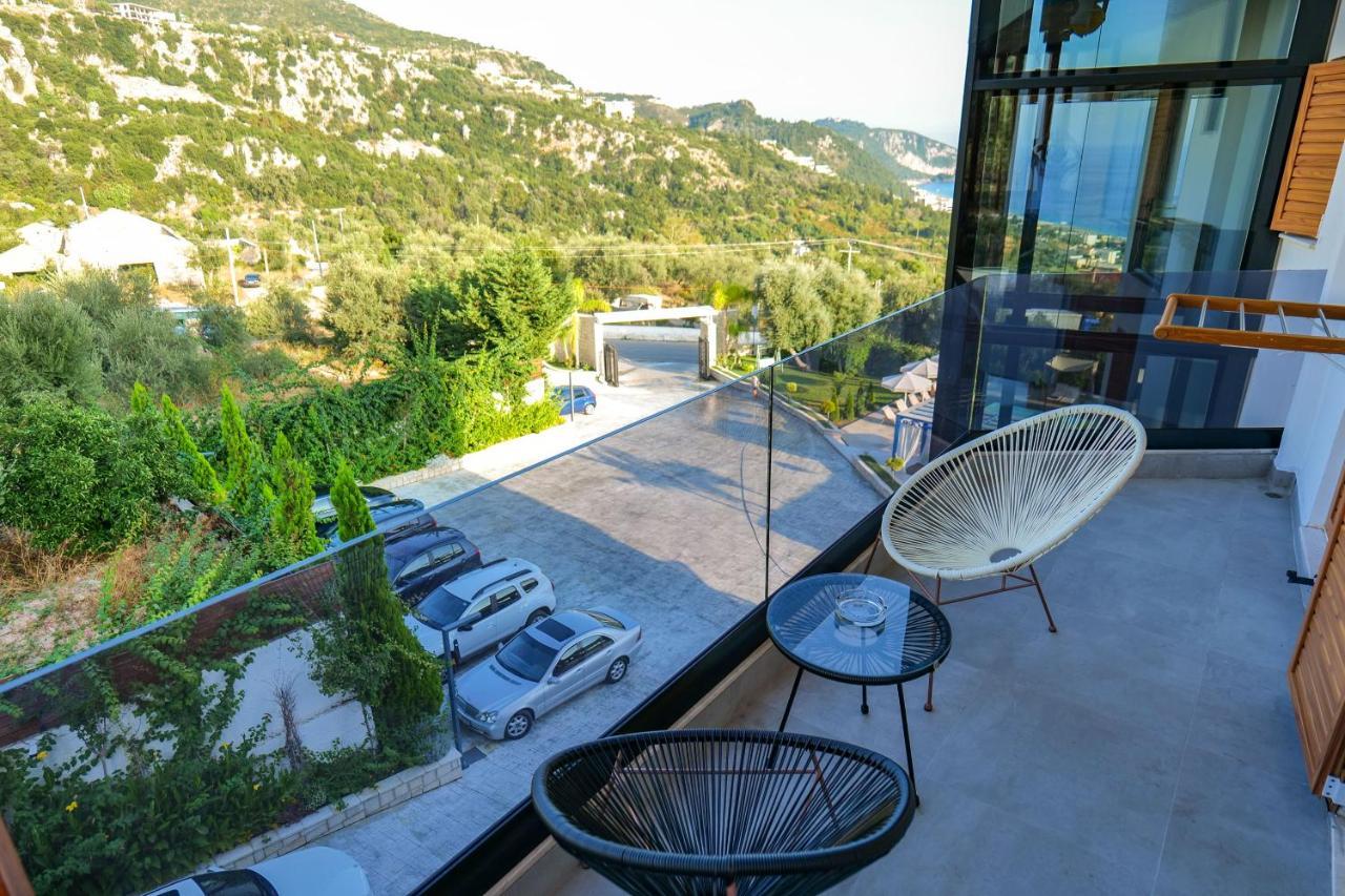 Blue Boutique Hotel Dhërmi Eksteriør bilde